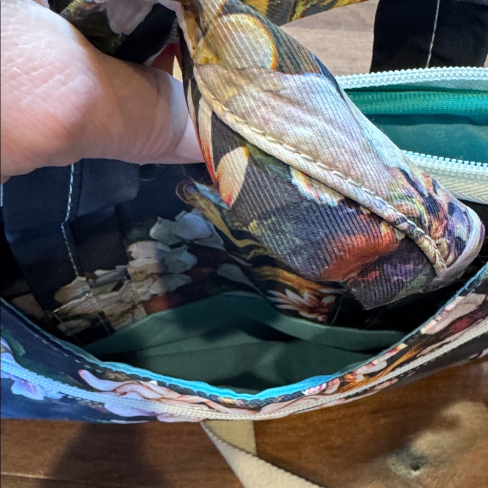 CANVASLOVE Floral Laptop Bag - Picture 8 of 11